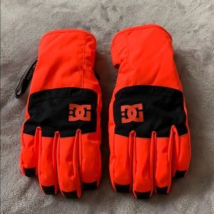 DC Women’s Seger Snow Gloves